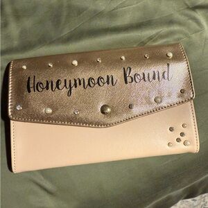 Perfect travel purse